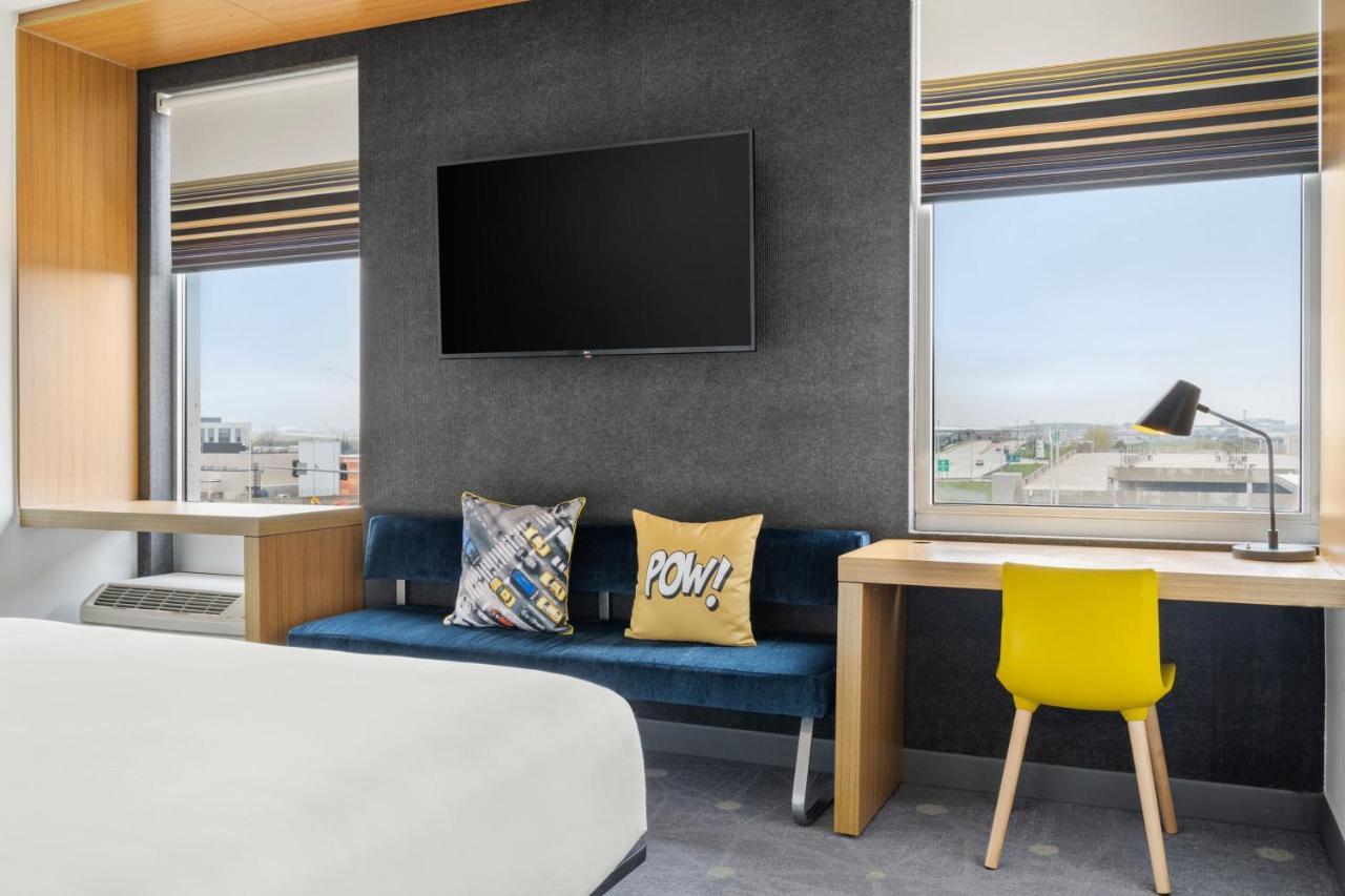 Aloft Chicago O'Hare Hotel Rosemont Exterior photo