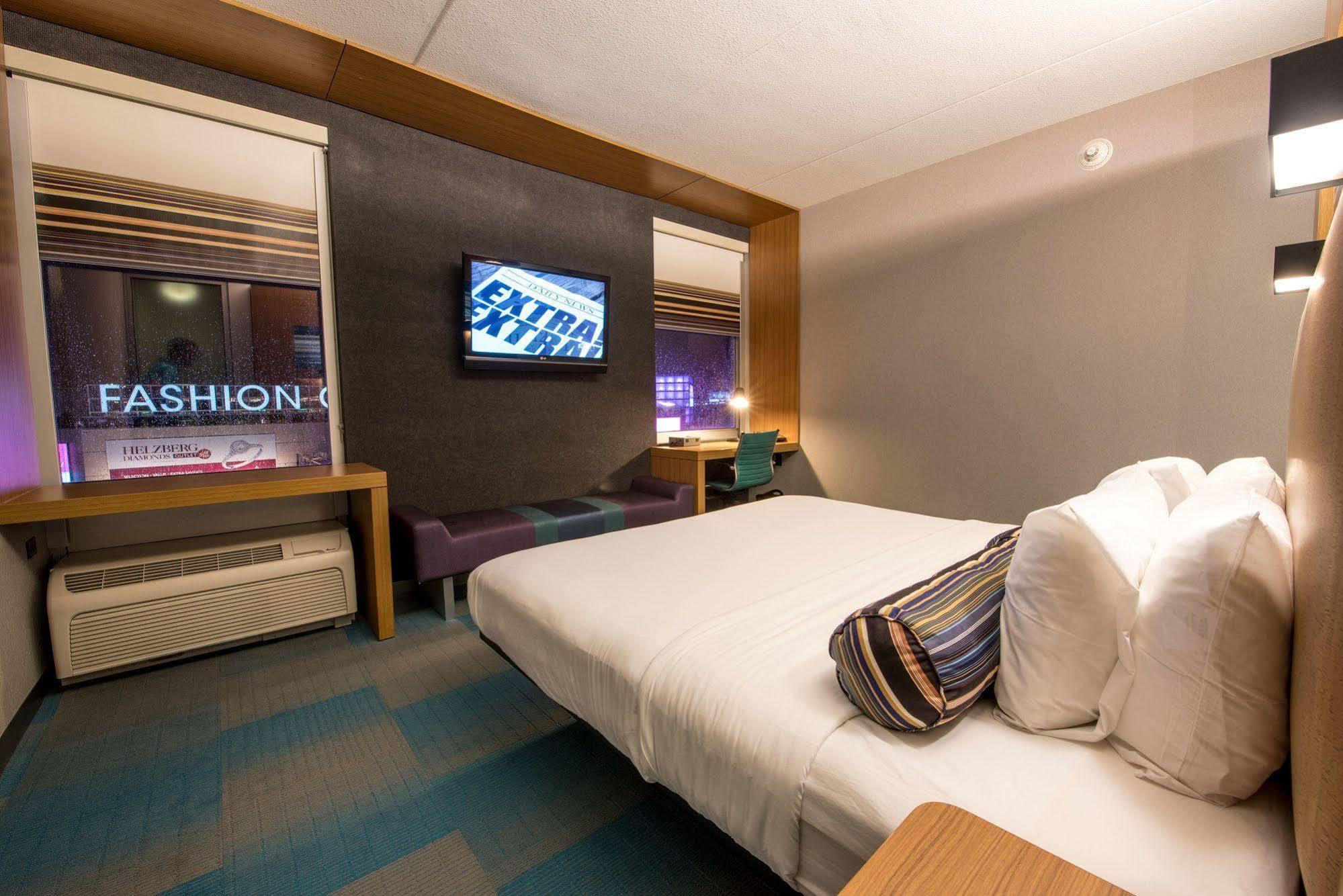 Aloft Chicago O'Hare Hotel Rosemont Exterior photo